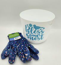 Load image into Gallery viewer, gardener gift basket, gift baskets green bay, spa gift basket