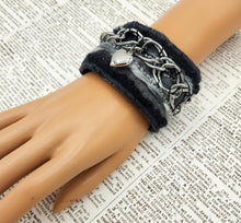 Load image into Gallery viewer, Crystal