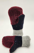 Load image into Gallery viewer, Lisa