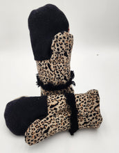 Load image into Gallery viewer, Crysta