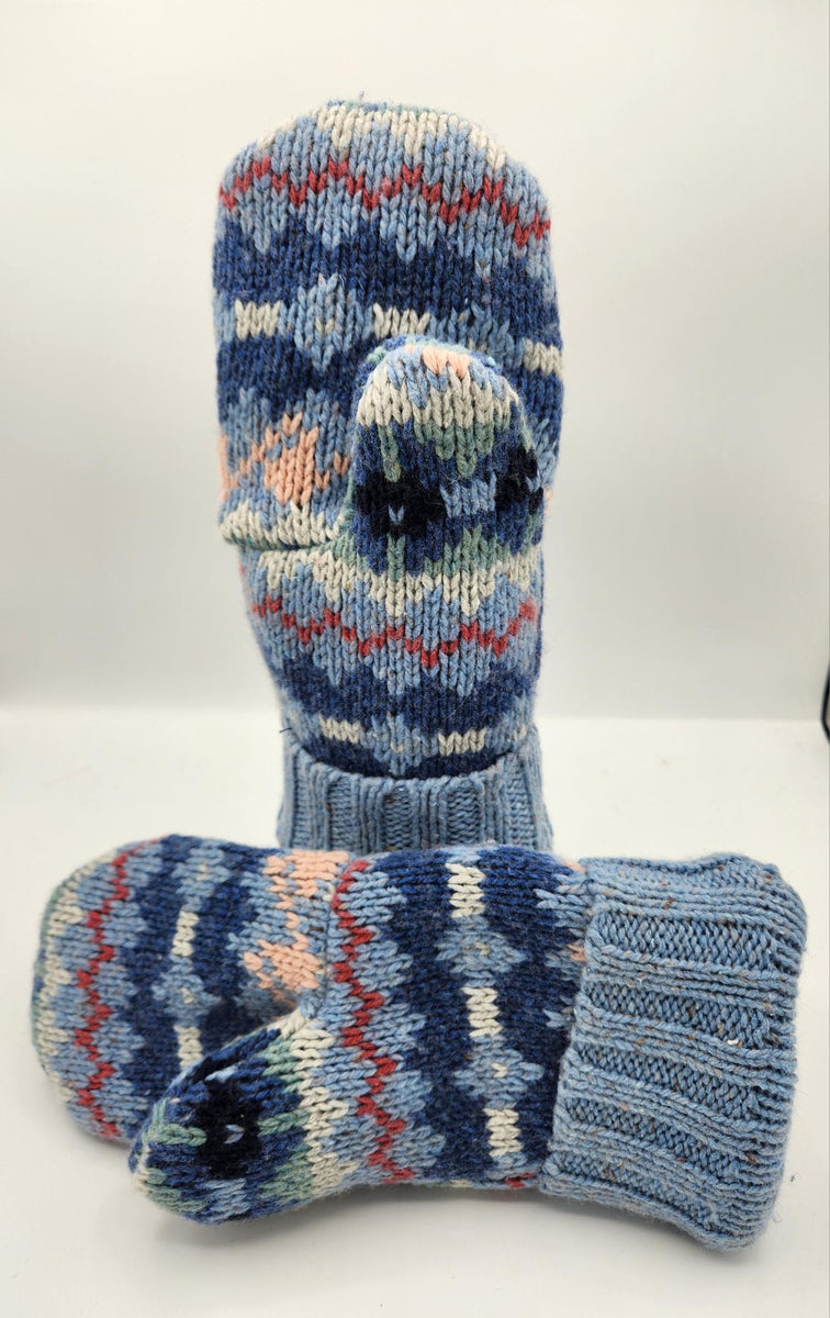 handmade mittens, handmade green bay wisconsin, recycled mittens. wool