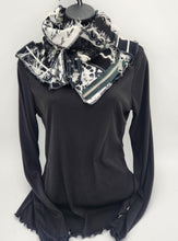 Load image into Gallery viewer, Radine