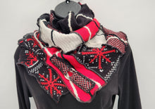 Load image into Gallery viewer, Snowflakes