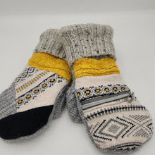 Load image into Gallery viewer, handmade mittens