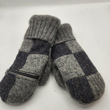 Load image into Gallery viewer, black and gray handmade sweater mittens with zipper pocket