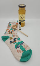 Load image into Gallery viewer, green bay gift baskets, gift baskets local, gift baskets for her, local delivery