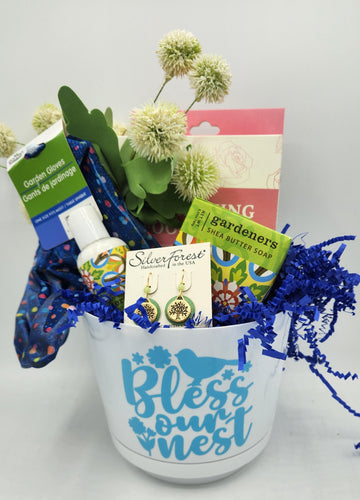 gardener gift basket, gift baskets green bay, spa gift basket