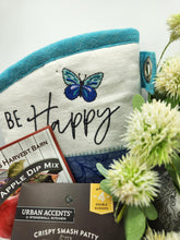 Load image into Gallery viewer, Gourmet gift basket

Be Happy gift set

Foodie gift box

Snack and seasoning basket

Housewarming gift basket

Thank you gift box

Birthday gift basket for food lovers

Gourmet dips and seasoning set
