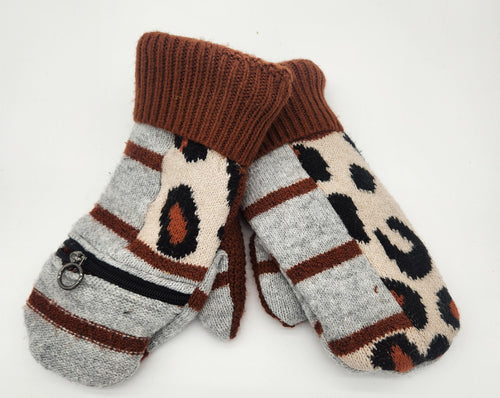 Handmade mittens, upcycled mittens, sweater mittens, wool mitten, shops green bay, repurposed sweaters, Josie T. Designs