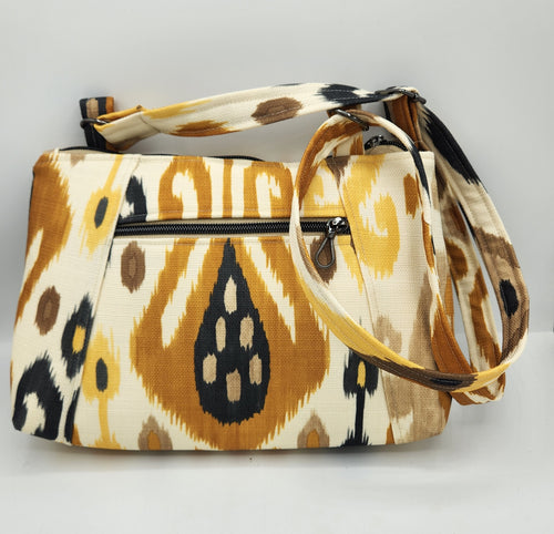 crossbody bag, women's handbag, handmade purse, boutique green bay, shops near me