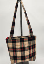 Load image into Gallery viewer, Cady
