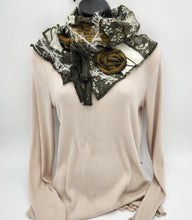 Load image into Gallery viewer, Ella
