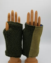 Load image into Gallery viewer, fingerless gloves, fingerless mittens, fingerless gloves for women, boutique green bay, women&#39;s apparel

