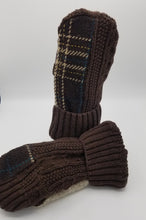 Load image into Gallery viewer, handmade mittens, winter mittens, upcycled winter wear, recycled mittens
